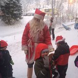在北极圈附近，寻找圣诞老人