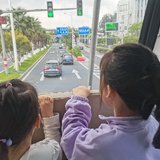 带娃体验了双层公交车