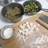 家里蹲，得来顿饺子呀