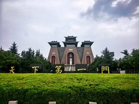 山西内蒙游之---华门和壶口瀑布以及古城墙