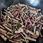 豆角红变色了