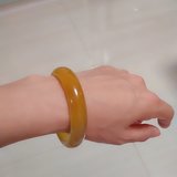 手表和玉手镯！