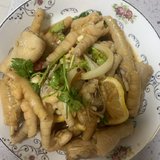 柠檬鸡爪&虾滑菜蔬汤
