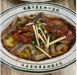 吃到了好吃的干蒸菜
