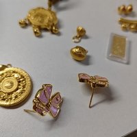（十七）（吾心所爱）冲高的金价，小配件换个推拉手镯