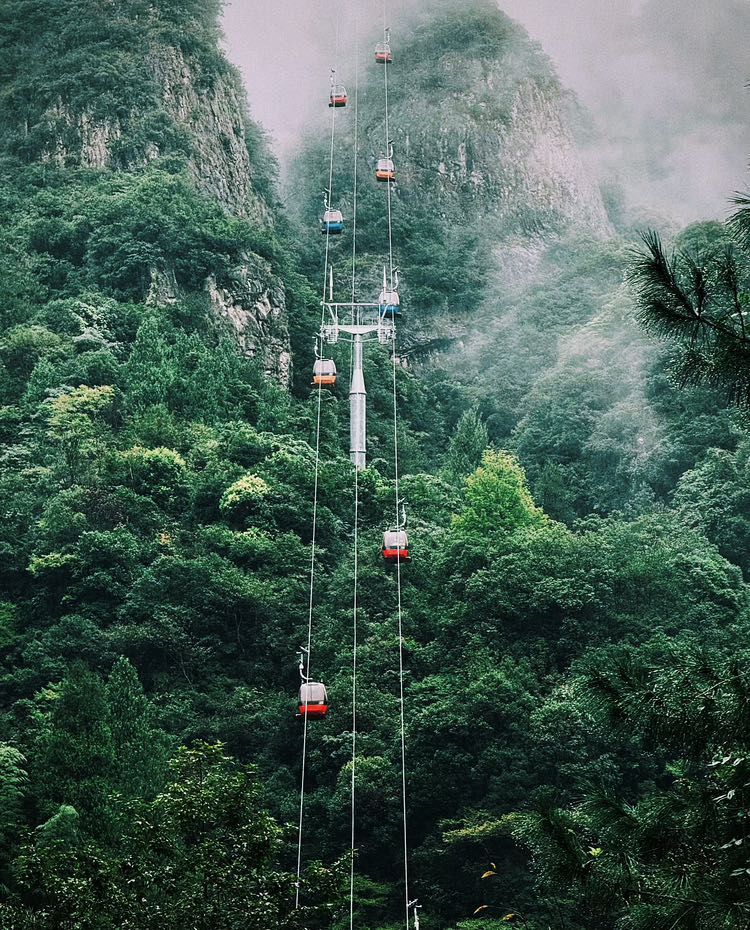 去了一趟神仙居，景色真美，放图