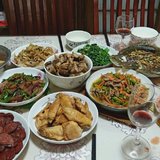 小家庭的第一次年饭