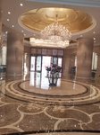 三八节带娃和老妈去酒店吃自助餐