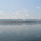 门前一片湖