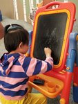 今天轩宝去打疫苗，没哭，孩子们远比我们想象的坚强！